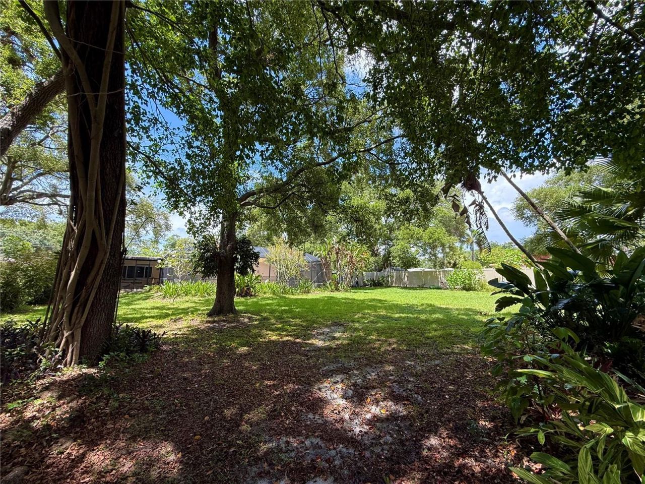 918 Bay Breeze Terrace , Largo, FL 33770 Photo