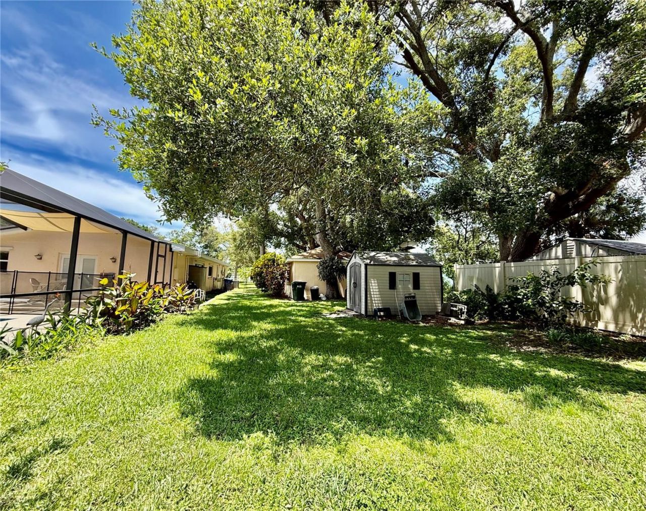 918 Bay Breeze Terrace , Largo, FL 33770 Photo