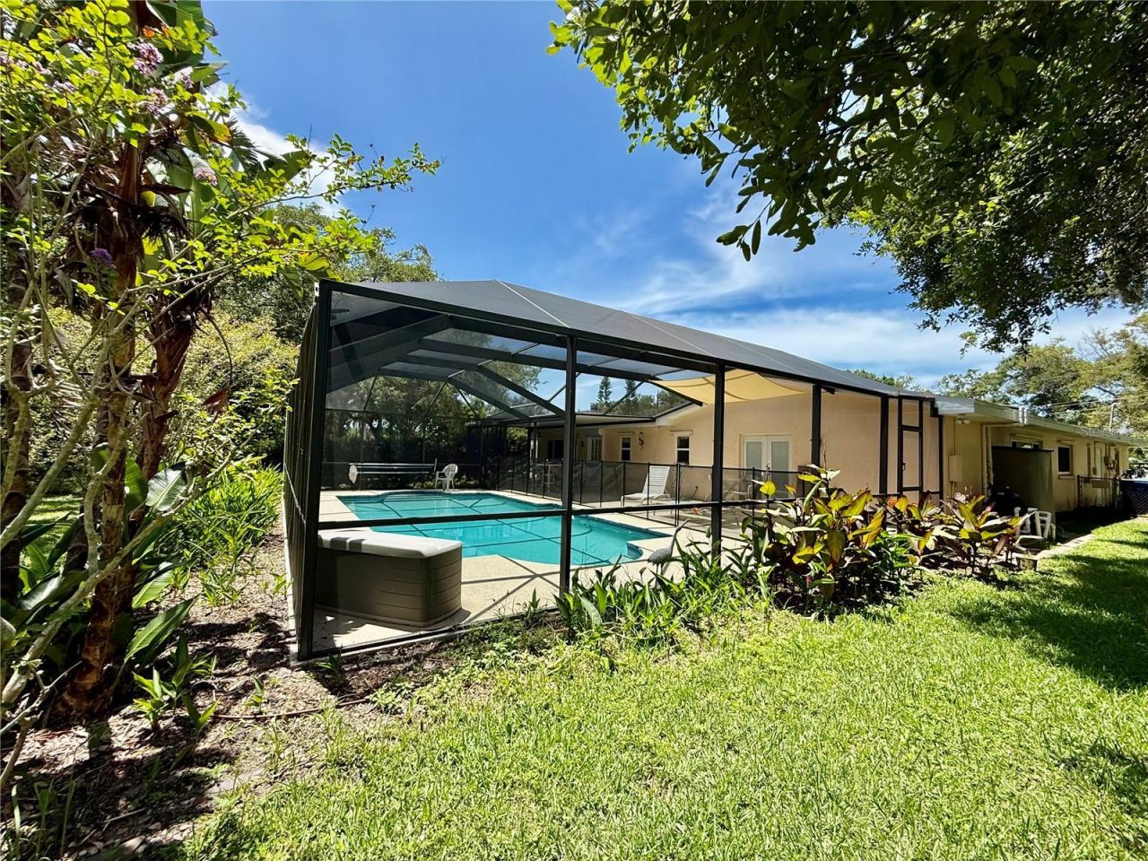 918 Bay Breeze Terrace , Largo, FL 33770 Photo