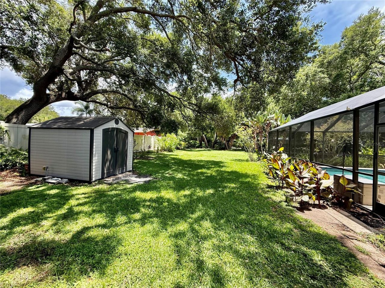 918 Bay Breeze Terrace , Largo, FL 33770 Photo