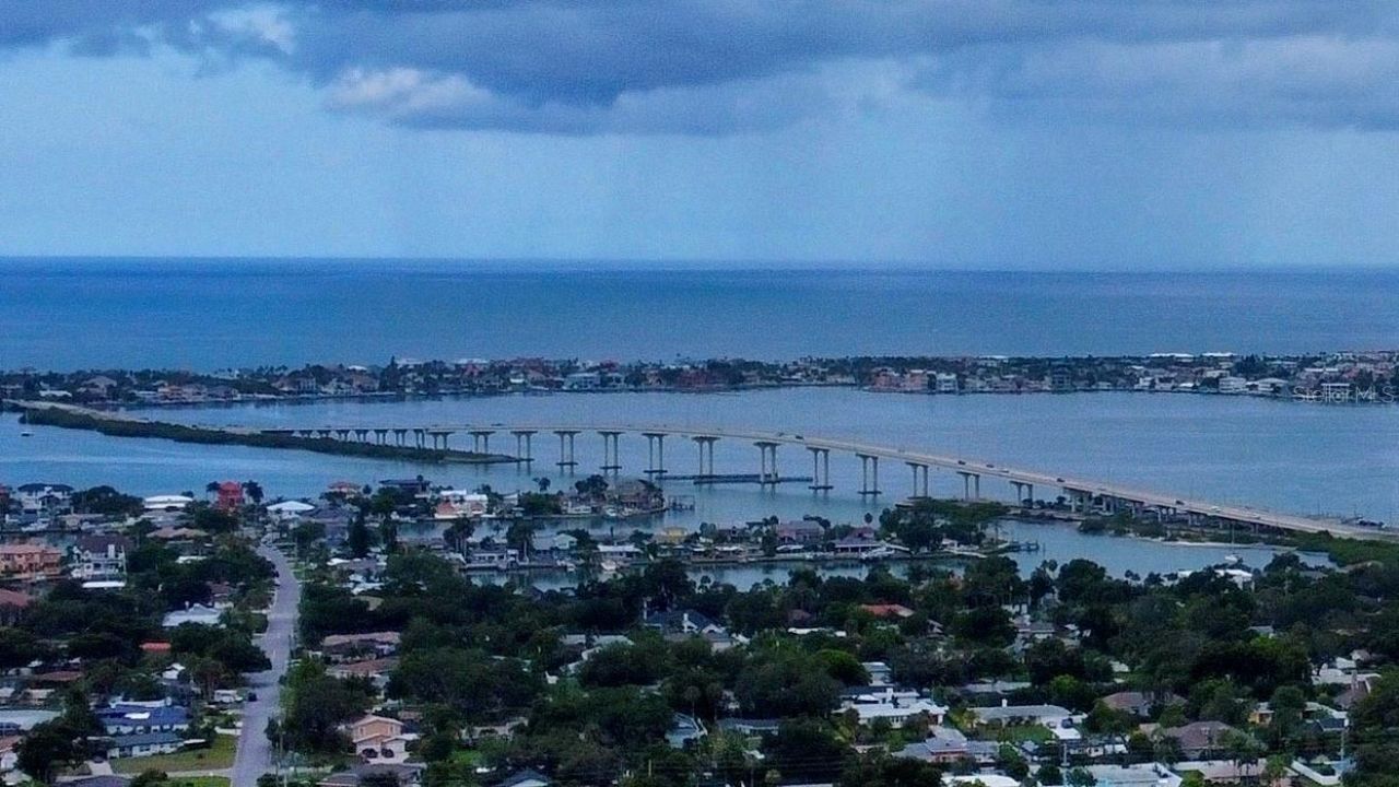 918 Bay Breeze Terrace , Largo, FL 33770 Photo