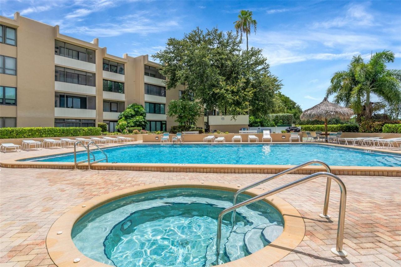2614 Cove Cay Drive, Unit 102, Clearwater, FL 33760 Photo