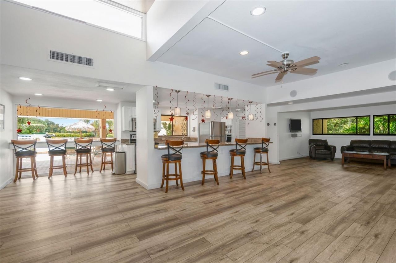 2614 Cove Cay Drive, Unit 102, Clearwater, FL 33760 Photo