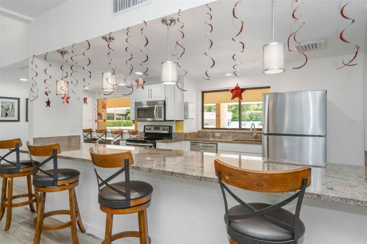 2614 Cove Cay Drive, Unit 102, Clearwater, FL 33760 Photo