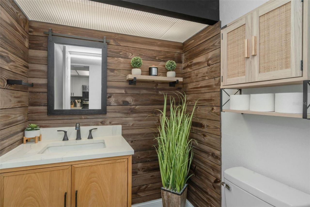 2614 Cove Cay Drive, Unit 102, Clearwater, FL 33760 Photo
