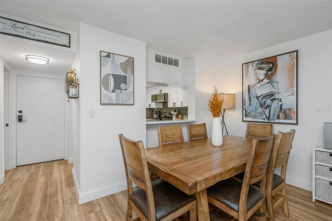 2614 Cove Cay Drive, Unit 102, Clearwater, FL 33760 Photo