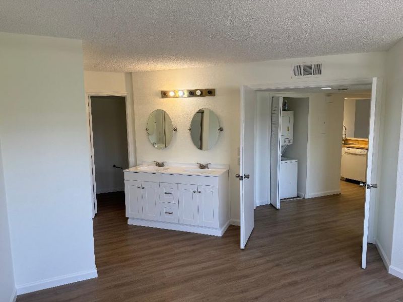 1531 SE Royal Green Circle, Unit 106, Port Saint Lucie, FL 34952 Photo