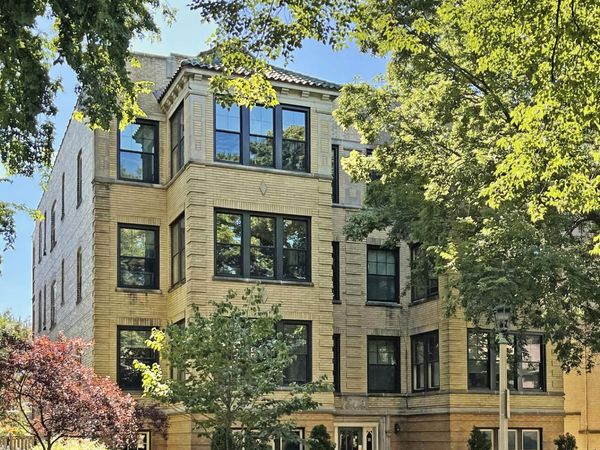 314 Wisconsin Avenue , Unit 3S, Oak Park, IL 60302