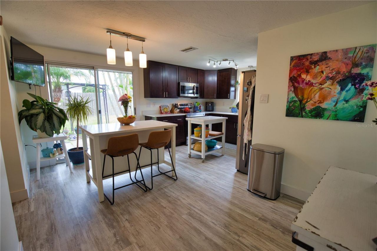 459 E Baffin Drive, Venice, FL 34293 Photo