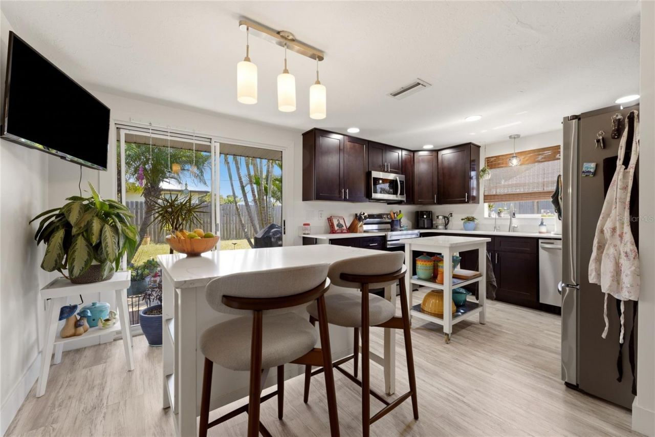 459 E Baffin Drive, Venice, FL 34293 Photo