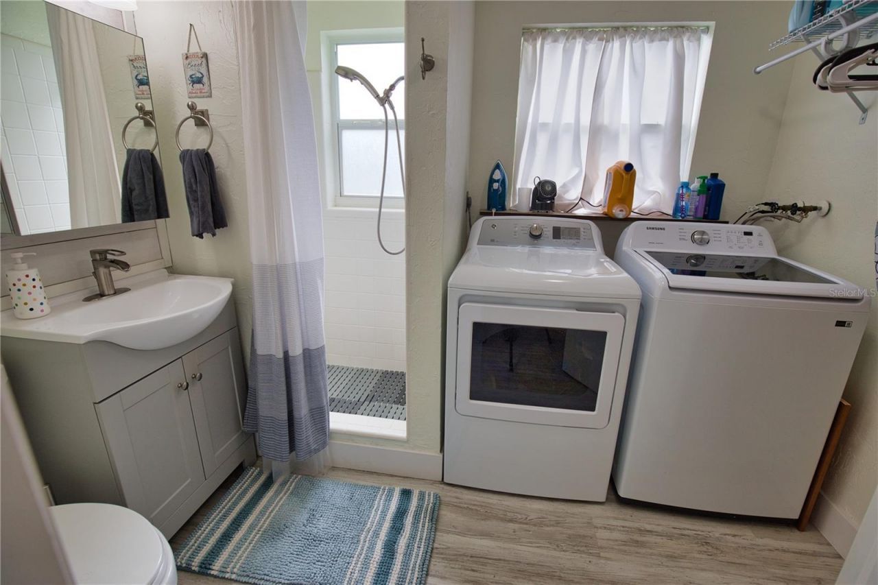 459 E Baffin Drive, Venice, FL 34293 Photo