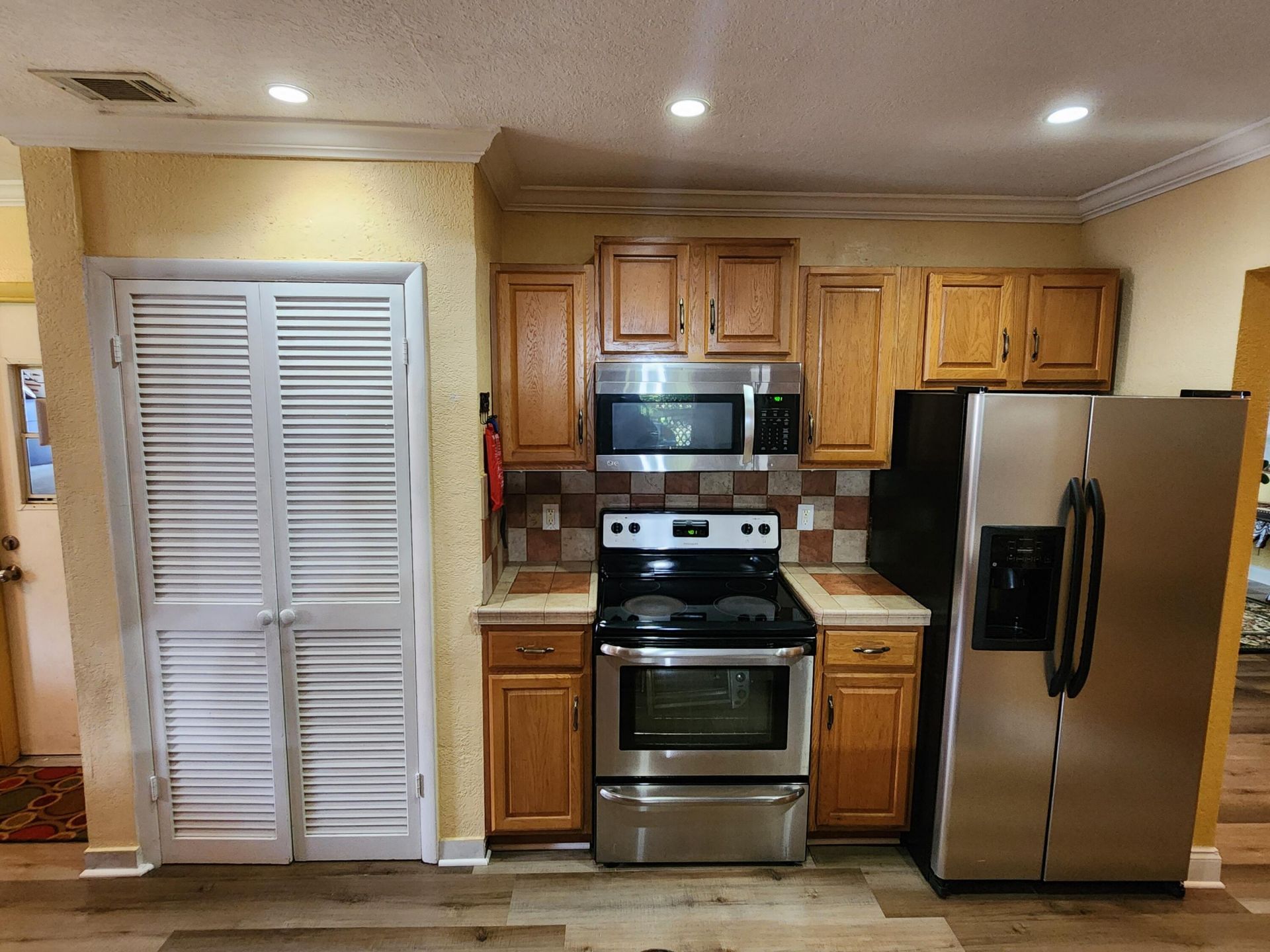 3654 NW 27th Street, Lauderdale Lakes, FL 33311 Photo