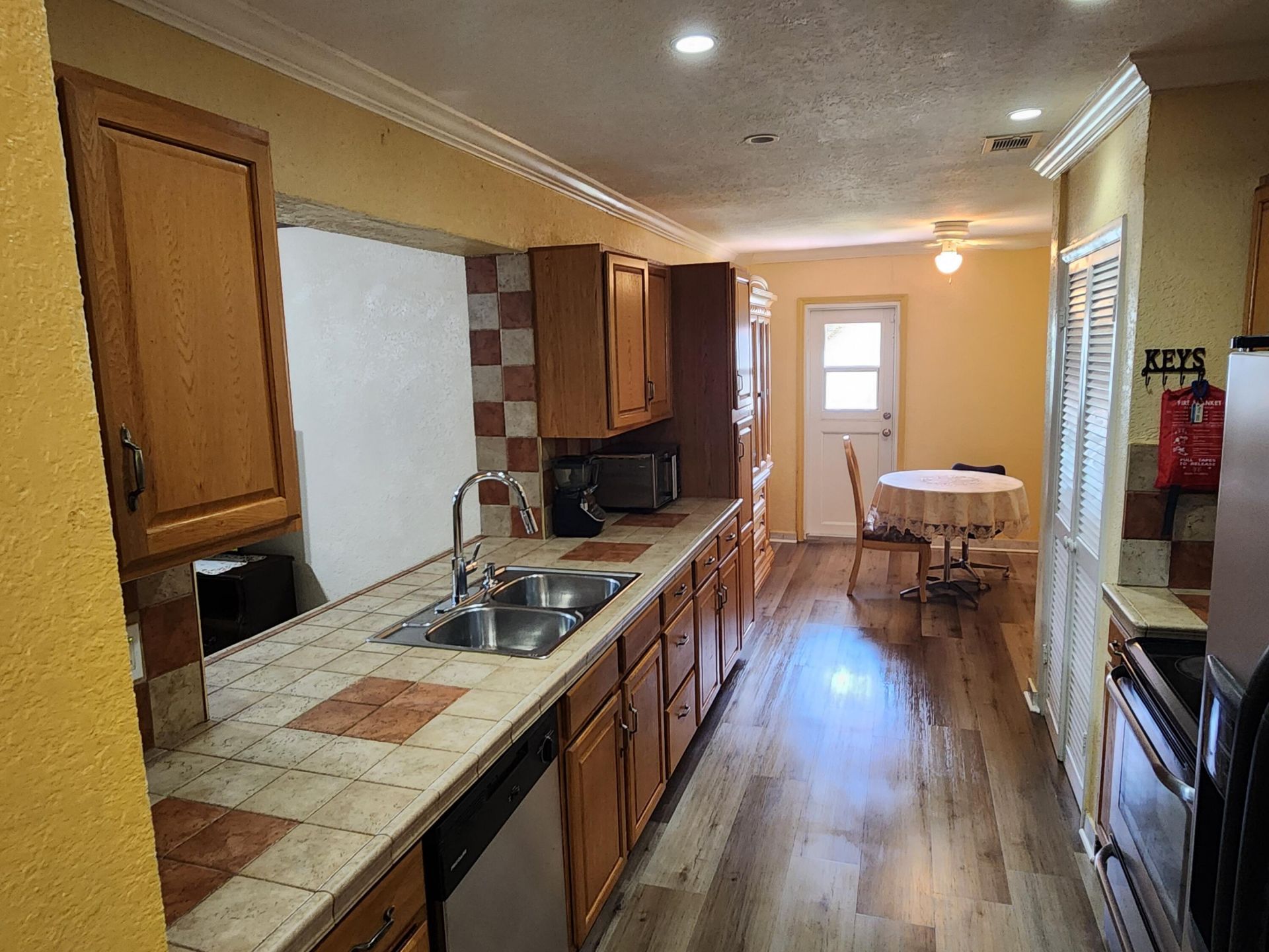 3654 NW 27th Street, Lauderdale Lakes, FL 33311 Photo
