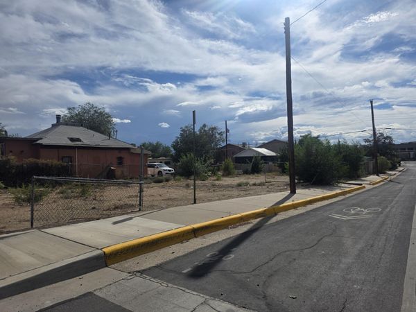 903 Broadway Boulevard SE, Albuquerque, NM 87102
