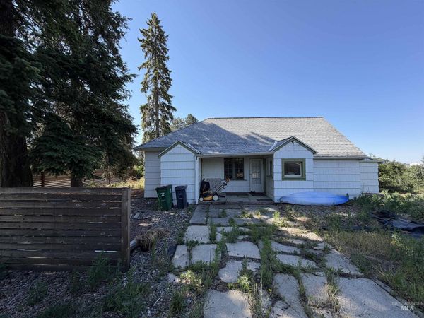 1021 Orchard Ave., Moscow, ID 83843