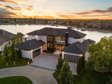 620 S 249 Circle, Waterloo, NE 68069
