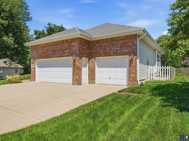 7930 Zachary Circle, Lincoln, NE 68507