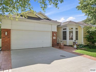 1707 S 173rd Plaza, Omaha, NE 68130