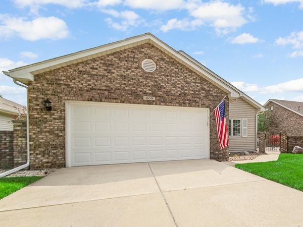1659 Redbud Drive , Hobart, IN 46342