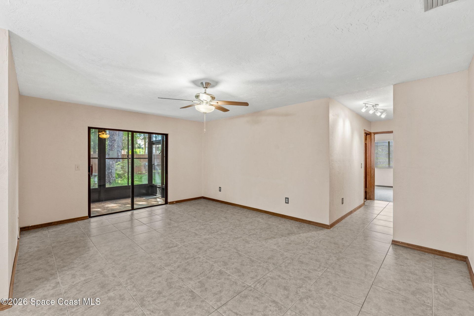 9030 York Lane, Unit 12d, West Melbourne, FL 32904 Photo