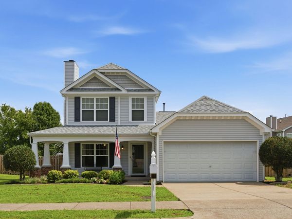 2865 Paddle Wheel Dr, Nashville, TN 37214