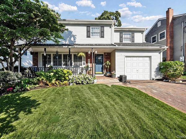 3 Stimson Place , Huntington, NY 11743
