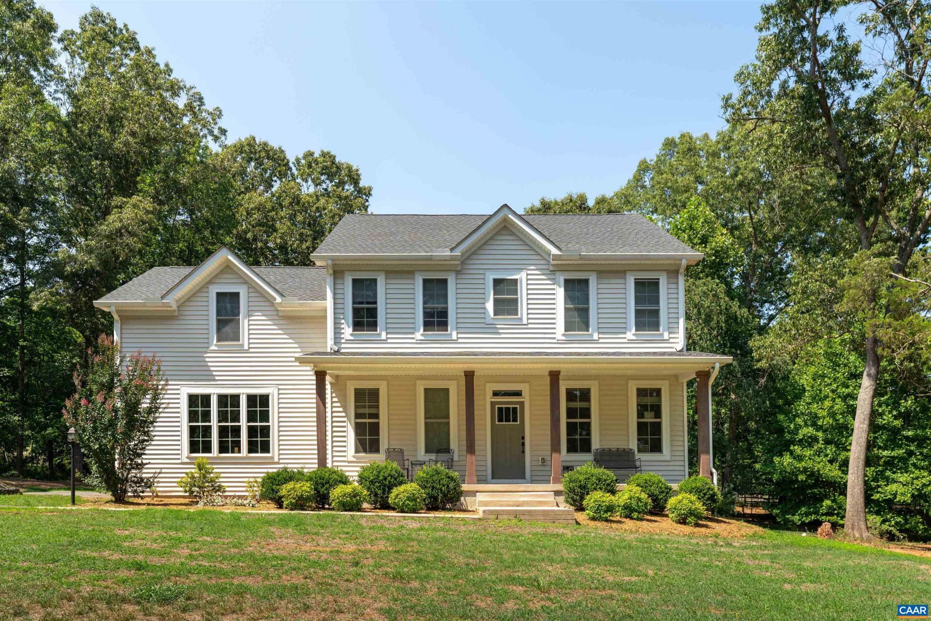 534 Tanager Woods Ct, Earlysville, VA 22936 Main Photo