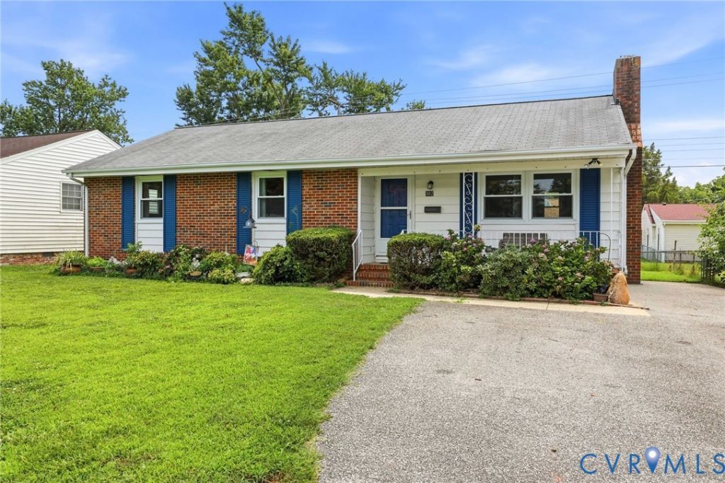 307 Kent Avenue , Colonial Heights, VA 23834 Main Photo