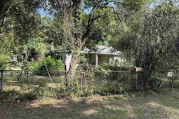49 Robinson St. photo 4