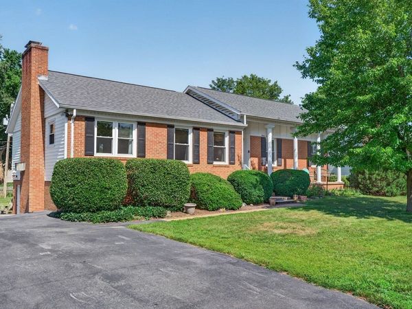 1126 WOODLEIGH CT, HARRISONBURG, VA 22802