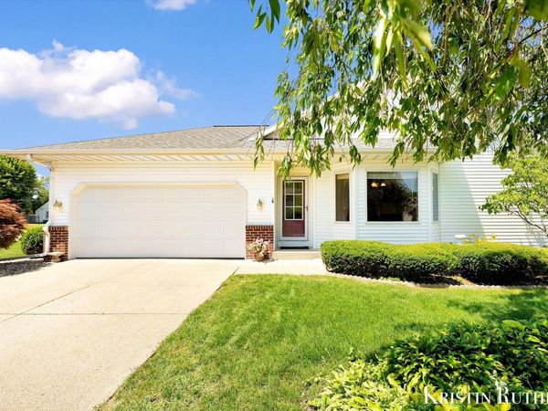 3843 44th Street SW, Grandville, MI 49418