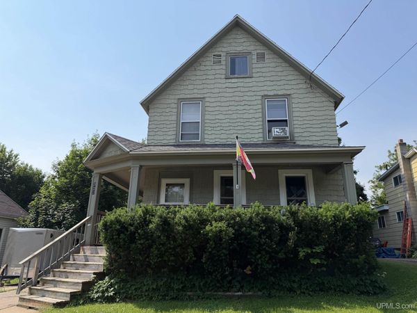 327 Blemhuber Avenue, Marquette, MI 49855