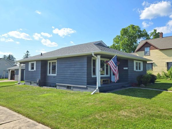 301 Brown Street, Norway, MI 49870
