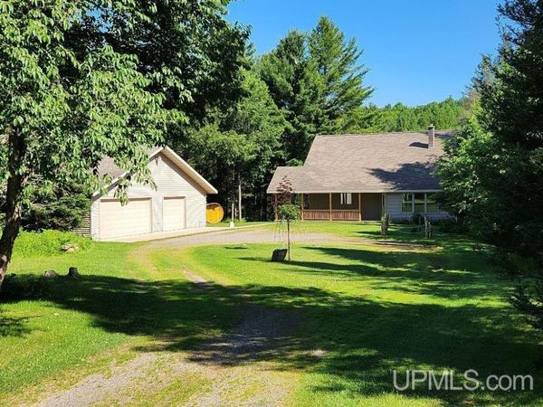 370 Gibbs City Road, Iron River Twp, MI 49935