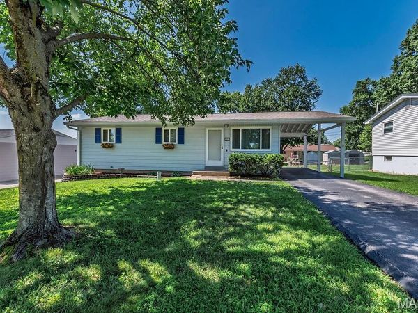 1217 Clearview Drive, St Charles, MO 63303