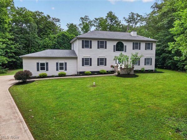9329 S Brown Road , Chardon, OH 44024