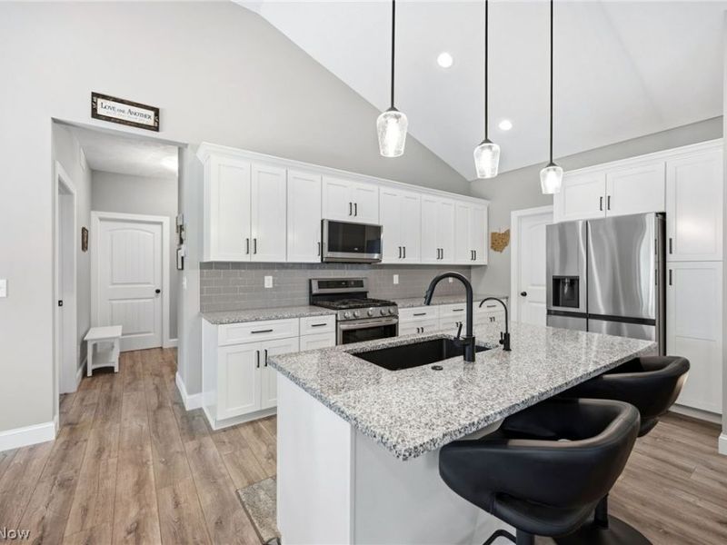 11580 Basswood Road, Chardon, OH 44024 Photo 13