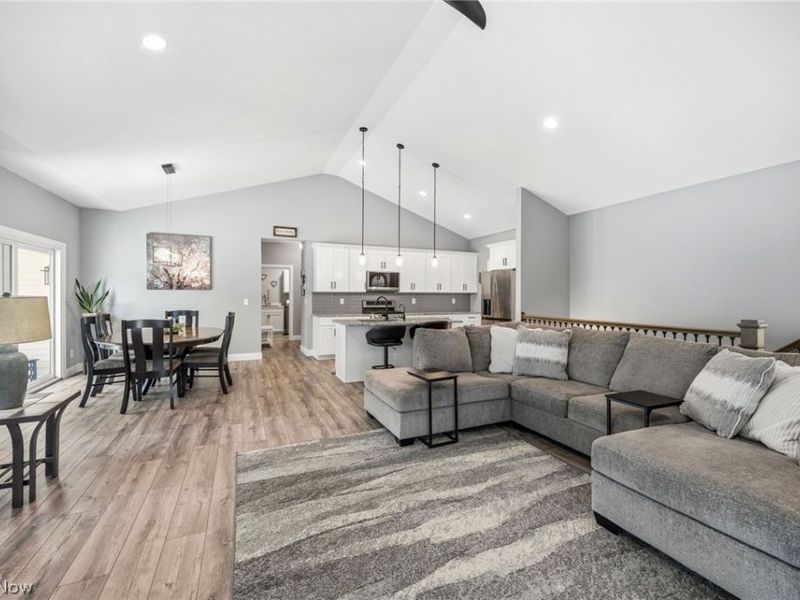 11580 Basswood Road, Chardon, OH 44024 Photo 6