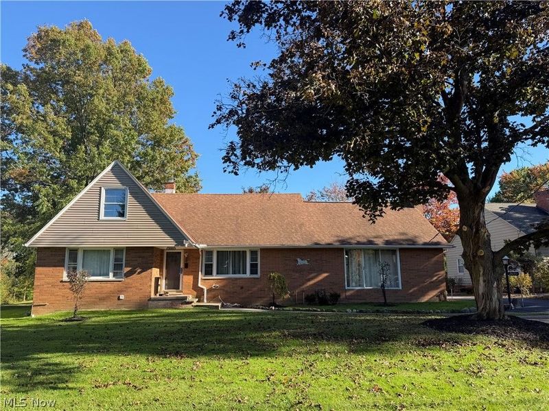 26314 N Woodland Road, Beachwood, OH 44122 Photo 2