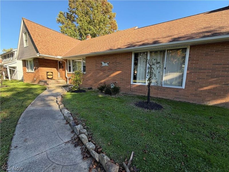 26314 N Woodland Road, Beachwood, OH 44122 Photo 3