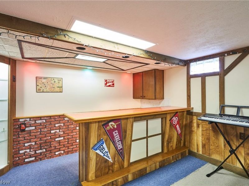 8223 Wesley Drive, Strongsville, OH 44136 Photo 17