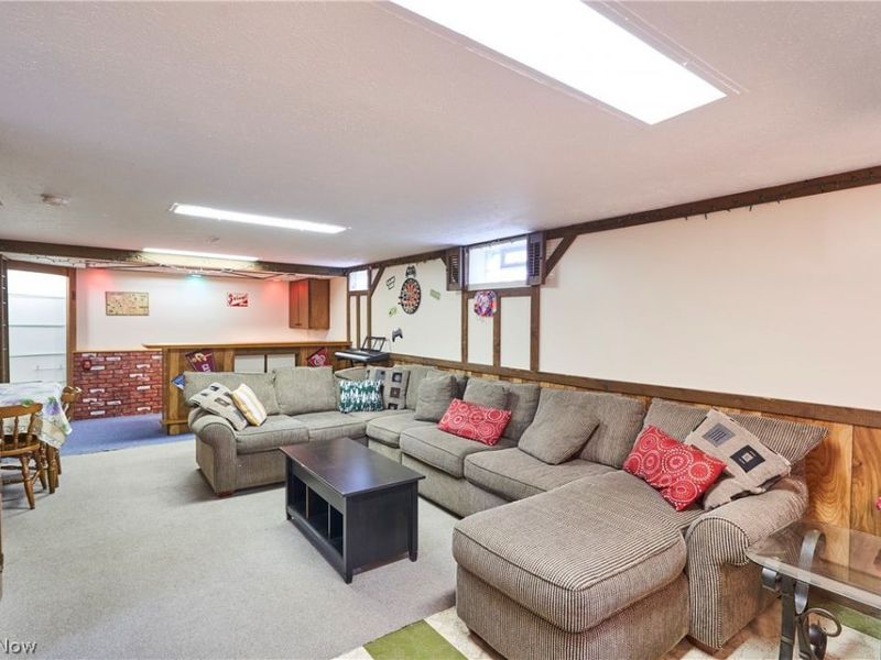 8223 Wesley Drive, Strongsville, OH 44136 Photo 18