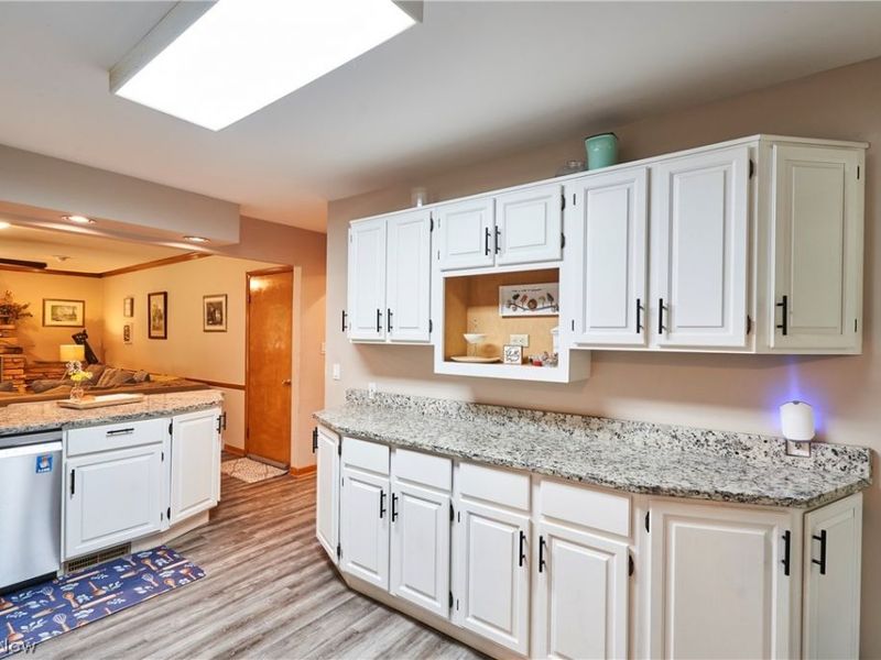 8223 Wesley Drive, Strongsville, OH 44136 Photo 8
