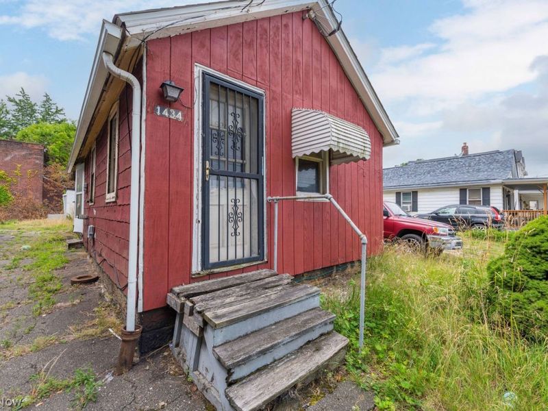 1434 E 45th Street, Cleveland, OH 44103 Photo 4