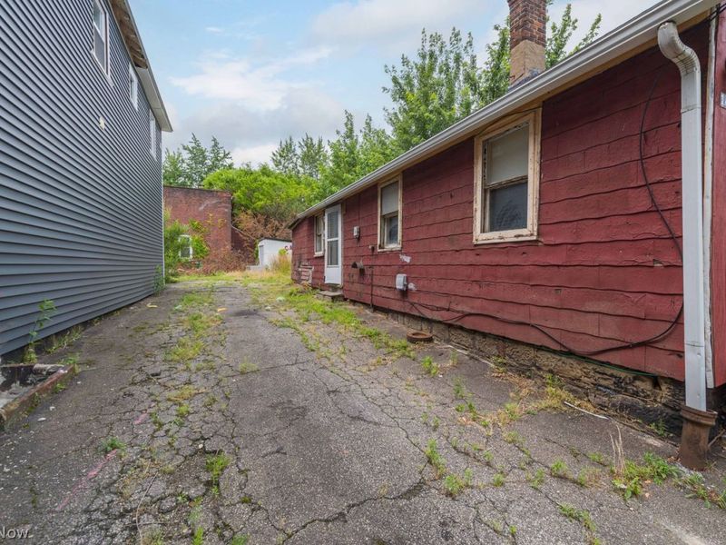1434 E 45th Street, Cleveland, OH 44103 Photo 6