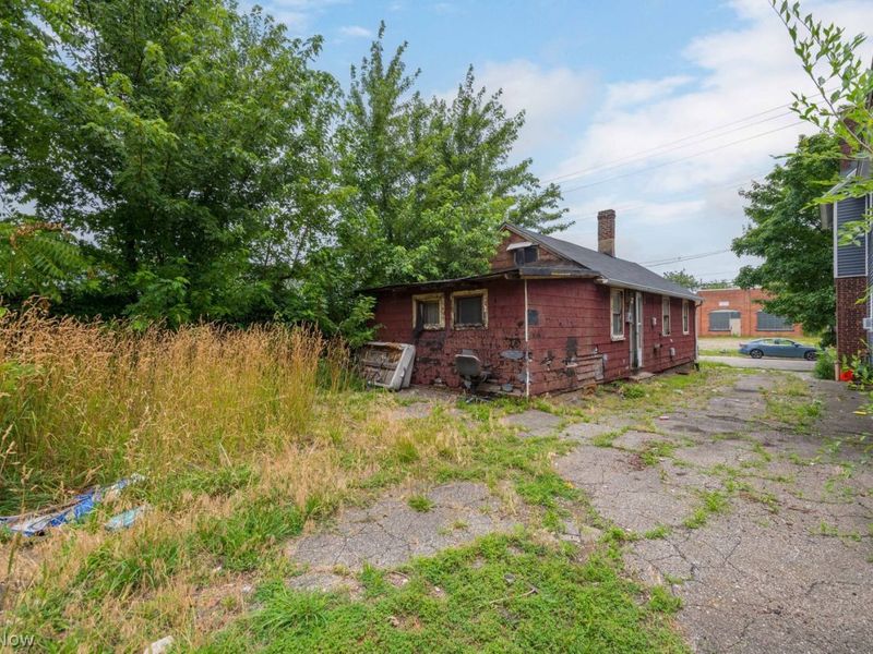 1434 E 45th Street, Cleveland, OH 44103 Photo 8