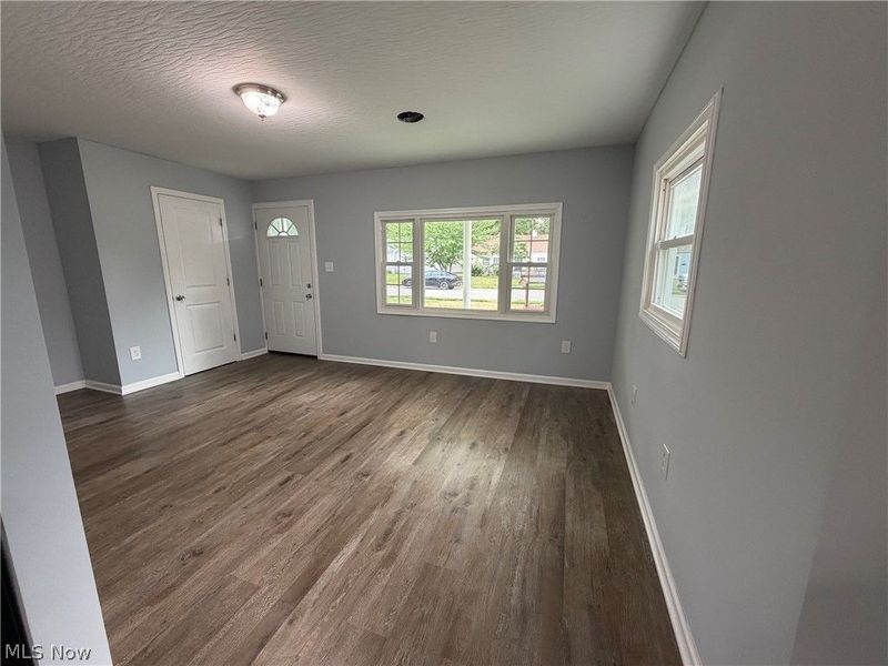 4023 Gregus Avenue, Lorain, OH 44055 Photo 3