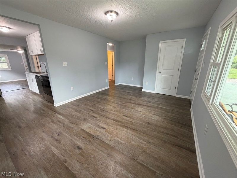 4023 Gregus Avenue, Lorain, OH 44055 Photo 4