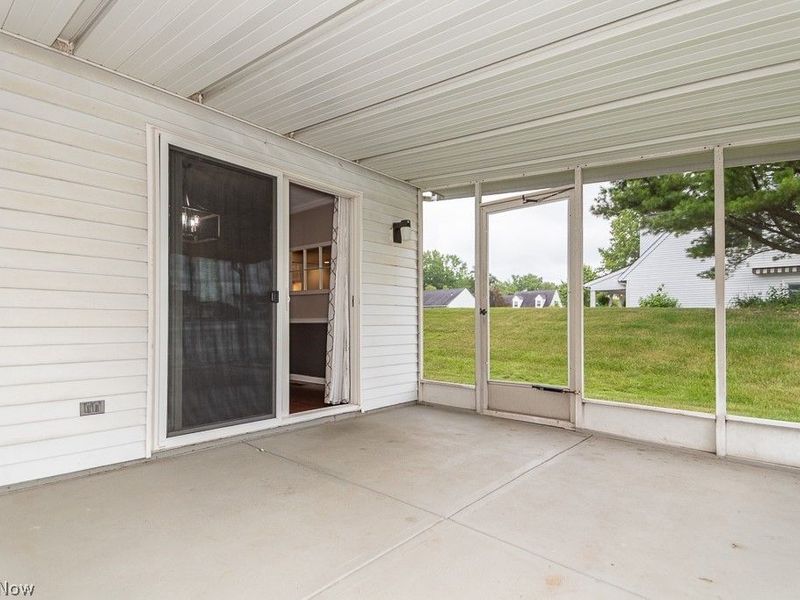 9834 Highgate Court, Concord Township, OH 44060 Photo 7