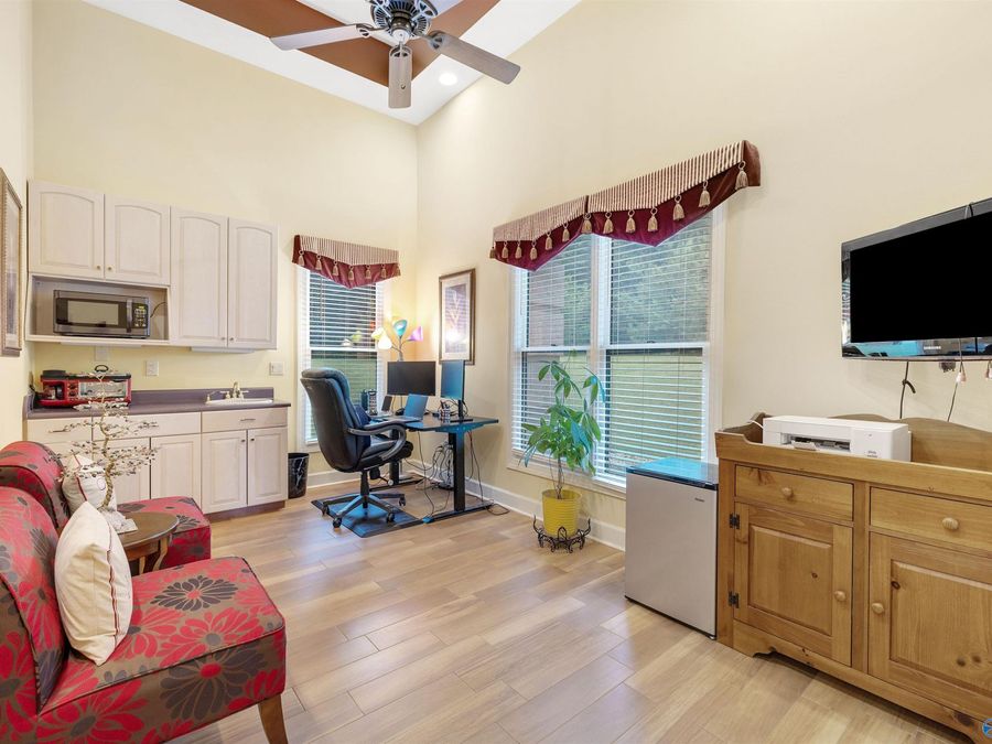 Property Image 43